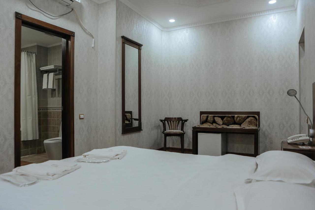 Omar Khayyam Hotel Bukhara Esterno foto